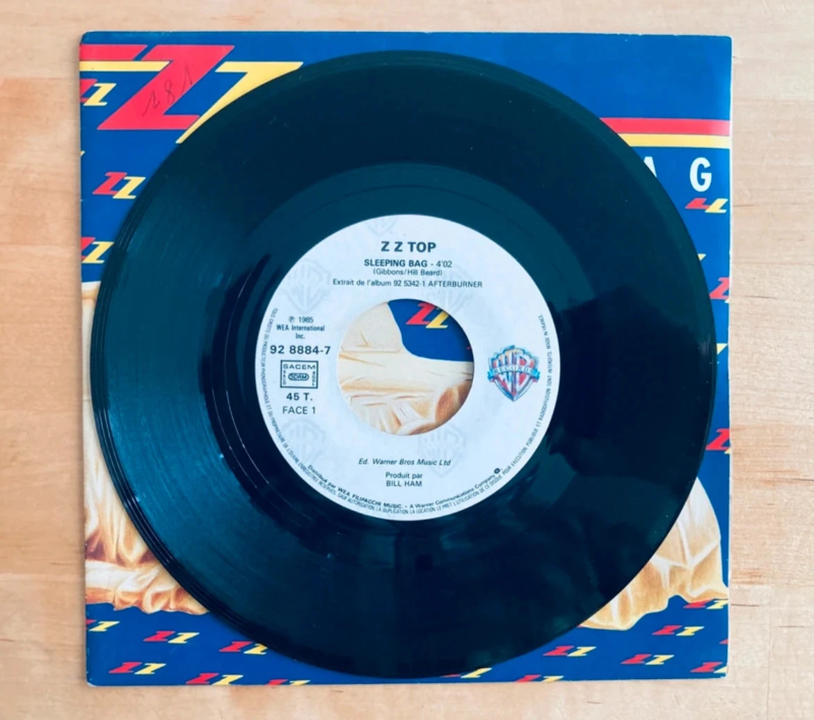 Disco de vinil 45T ZZ Top Sleeping Bag. – photo 2